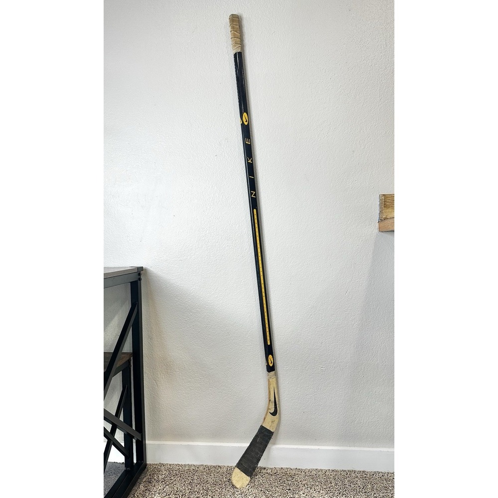 Vintage Nike Hockey Stick Graphite Fiberglass 280 Stiffness Right Handed